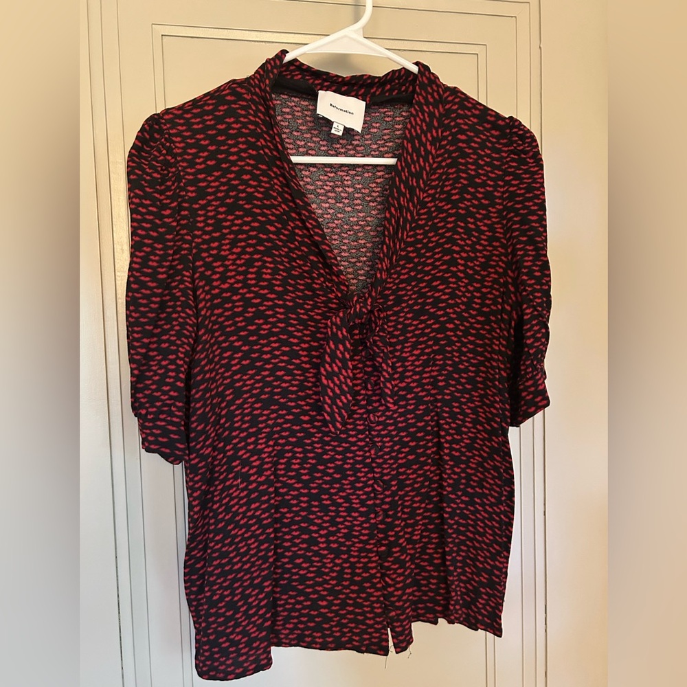 Reformation Patterned Tie Top - Picture 4 of 10